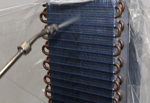 縦方向の送風ファン-1