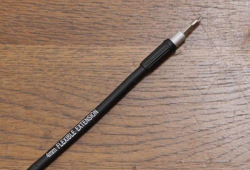シャープEXシリーズのドレンホースを外す道具